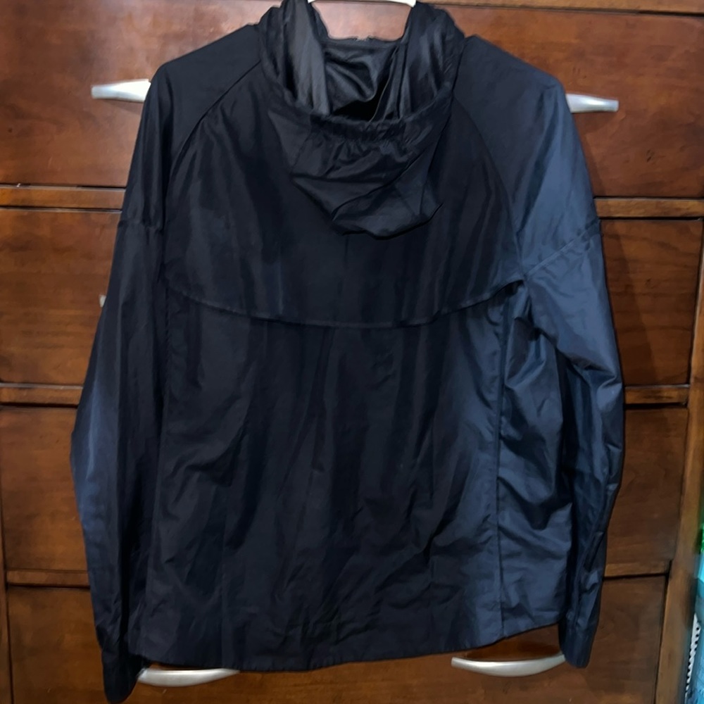 Nike Women’s Windrunner - image 2